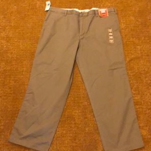 Dockers (Saturday Khaki) - No Wrinkle Classic Fit